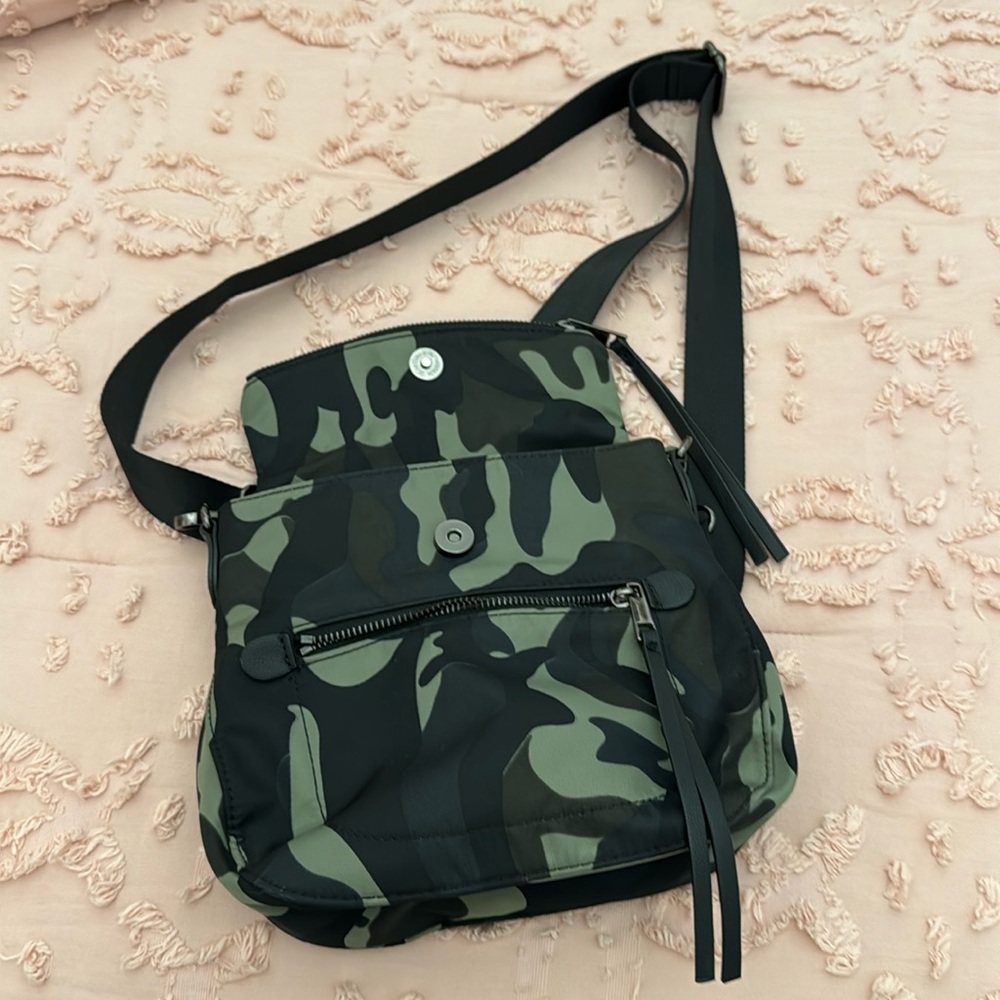 Urban expressions bag